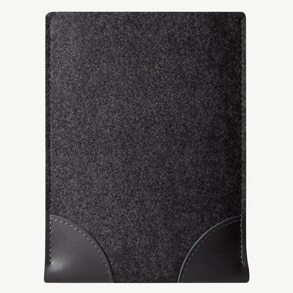 Cocones Classic Sleeve for iPad / MB - Smokey Grey / Black