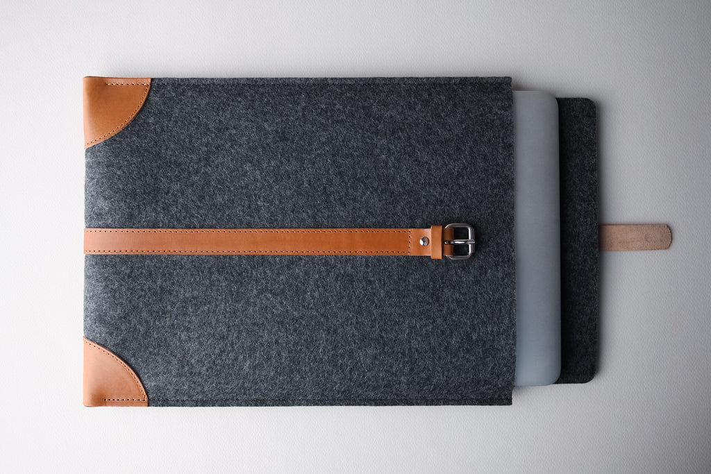 Classic MacBook Pro / Air Sleeve